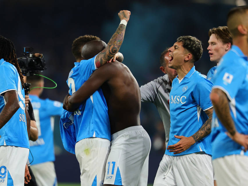 爱游戏入口西甲集结日走向成谜；利物浦状态回暖；质疑声仍在；赛季目标并未改变的简单介绍