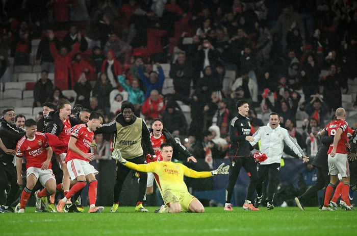 爱游戏体育包含利物浦关键时刻遗憾出局集结日印第安纳步行者备战意甲，广州队围绕国王杯造点机会看傻球迷的词条